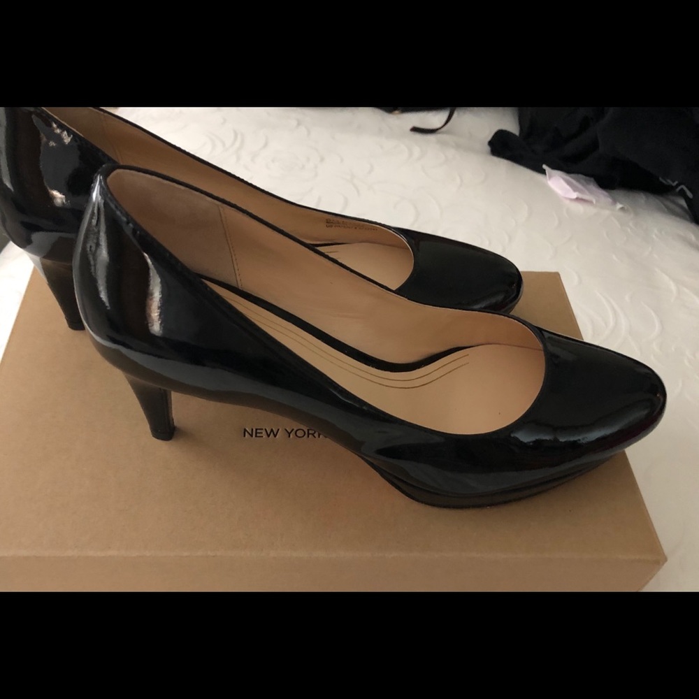 Cole Haan Chelsea low pump